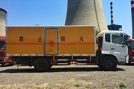 东风商用车底盘&nbsp;爆破器材运输车外观图片
