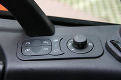 联合卡车 U420重卡 420马力 6X4牵引车(SQR4251D6ZT4-6)