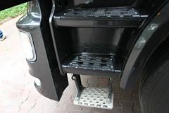 联合卡车 U420重卡 420马力 6X4牵引车(SQR4251D6ZT4-6)