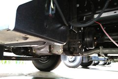 庆铃 五十铃100P 98马力 3.2米双排厢式轻卡(QL5040XXY3HWR)