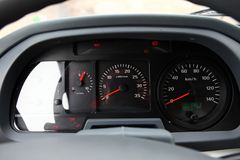 福田 瑞沃中卡 220马力 6X2 7.5米栏板载货车(BJ1255VNPHE-5)
