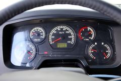 福田瑞沃重型 310马力 6X4 5.6米自卸车