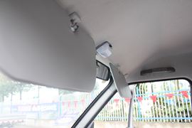 瑞逸C系 载货车驾驶室                                               图片