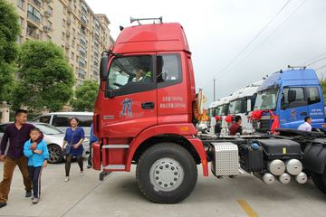  ŷETX 5ϵؿ 336 4X2ǣ(BJ4182SLFKA-XA)ͼƬ