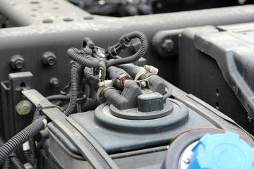  ŷETX 5ϵؿ 336 4X2ǣ(BJ4182SLFKA-XA)ͼƬ