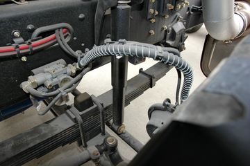  ŷETX 5ϵؿ 336 4X2ǣ(BJ4182SLFKA-XA)ͼƬ