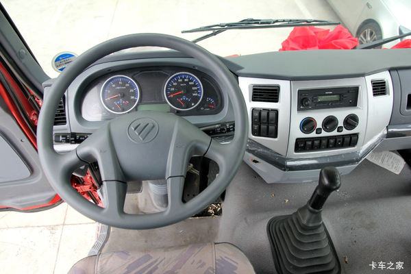 欧曼ETX牵引车南昌市火热促销中 让利高达1万