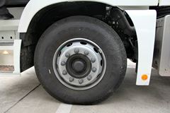 福田 欧曼GTL 6系重卡 超能版 350马力 4X2牵引车(BJ4189SLFKA-XA)