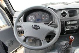 K6&nbsp;载货车驾驶室                                               图片