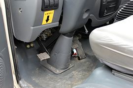 K6&nbsp;载货车驾驶室                                               图片