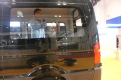 黄海汽车 瑞途 148马力 封闭厢式货车(DD5040XJCDM)