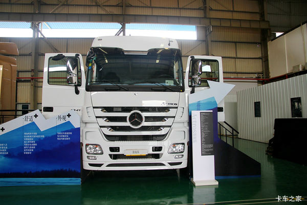 奔驰 Actros重卡 410马力 4X2牵引车(型号1841 LS)