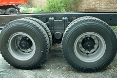 陕汽商用车 轩德X3重卡 310马力 8X4 9.5米仓栅式载货车(SX5316CCYGN456)