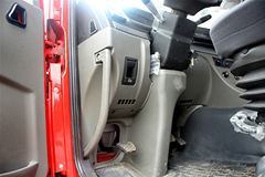 陕汽重卡 德龙新M3000 336马力 6X2牵引车(SX4256GR279)