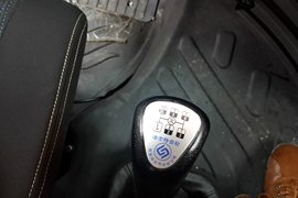 途V&nbsp;载货车驾驶室                                               图片