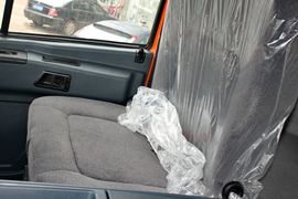 华菱之星&nbsp;载货车驾驶室                                               图片