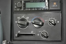 华菱之星&nbsp;载货车驾驶室                                               图片