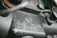 华菱之星 重卡 300马力 8X4 9.6米载货车底盘(HN1310C27D6M4J)