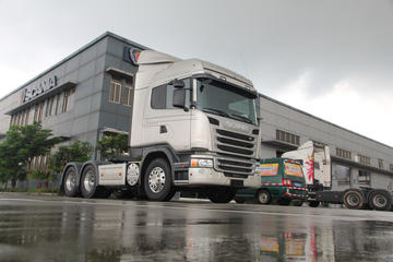 斯堪尼亚 G系列重卡 440马力 6X2牵引车(型号G440)