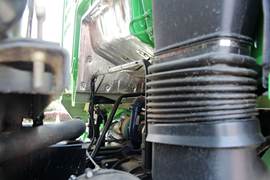 德龙新M3000&nbsp;自卸车底盘                                                图片