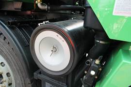 德龙新M3000&nbsp;自卸车底盘                                                图片