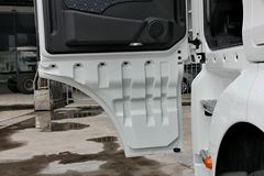 中国重汽 汕德卡SITRAK C7H重卡 480马力 6X2R牵引车(ZZ4256V323HD1)