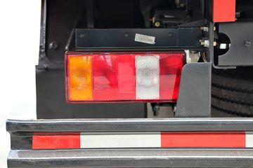 йHOWO  109 4.2׵ʽῨ(ZZ5047XXYD3414D144)ͼƬ