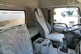 酷腾&nbsp;自卸车驾驶室                                               图片