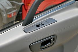 酷腾&nbsp;自卸车驾驶室                                               图片