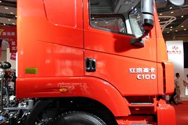 红岩杰卡&nbsp;牵引车外观                                                图片