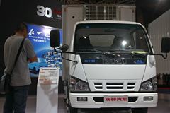 庆铃 五十铃600P 130马力 4X2 冷藏车(QL5040XLCA1HAJ)