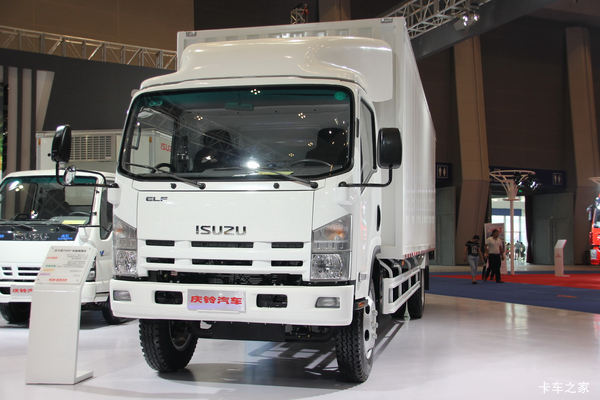 庆铃 五十铃700P系列中卡 188马力 7米厢式载货车(QL11019PARY)