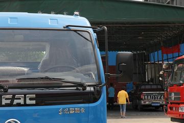  D6 117 4.15ʽῨ(EQ1081TZ12D5)ͼƬ