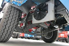 东风 多利卡D6 117马力 4.15米厢式轻卡底盘(EQ1081TZ12D5)