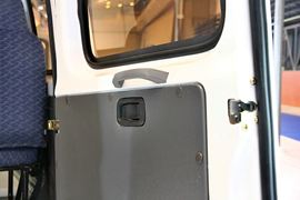 五十铃100P&nbsp;VAN/轻客驾驶室图片