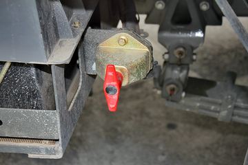 �й����� HOWO T5G�ؿ� 310���� 6X2 9.52����ʽ�ػ���ͼƬ