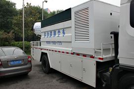 轩德X6&nbsp;除尘车外观图片