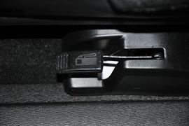 杰虎&nbsp;皮卡外观                                                图片