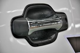 杰虎&nbsp;皮卡外观                                                图片