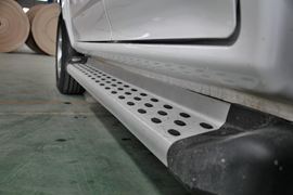 杰虎&nbsp;皮卡底盘                                                图片