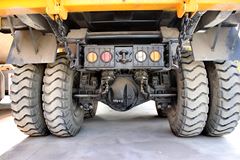 陕汽通力 385马力 6X4 非公路自卸车(STL3601PH384C)