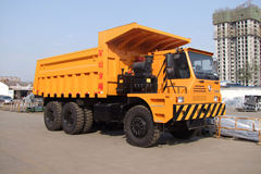 陕汽通力 385马力 6X4 非公路自卸车(STL3601PH384C)