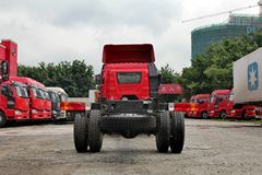 一汽解放 J6L中卡 164马力 4X2 7.7米载货车底盘(CA5160XXYP62K1L5A1E4)