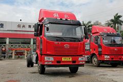 一汽解放 J6L中卡 164马力 4X2 7.7米载货车底盘(CA5160XXYP62K1L5A1E4)