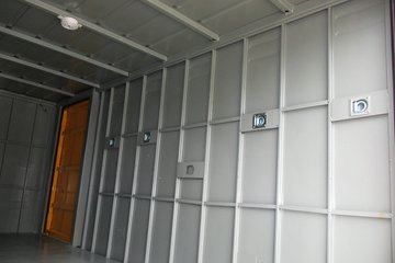 ���� ����˳�� 109���� 4X2 �����������䳵(JX5045XQYXG2)ͼƬ