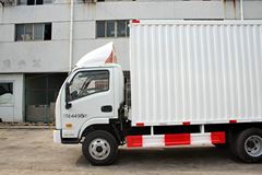 跃进 上骏X301-33 112马力 4.2米单排厢式轻卡(黄牌3.99吨)(NJ5072XXYDCFT)