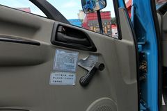 解放 虎V 124马力 3300轴距单排轻卡底盘(CA5043XXYP40K2L1E4A84-3) 解放 虎V 124马力 3300轴距单排轻卡底盘(CA5043XXYP40K2L1E4A84-3)