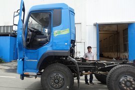 特商底盘&nbsp;随车吊外观图片