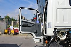 开瑞 绿卡C 109马力 3360轴距 4.1米单排轻卡底盘(SQR1041H29D-E)