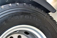 福田 欧曼ETX 6系重卡 380马力 6X2 LNG牵引车